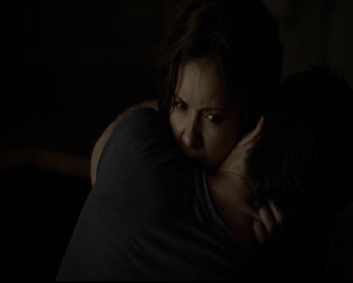 VampireDiariesWorld-dot-org_5x05MontersBall2221.jpg