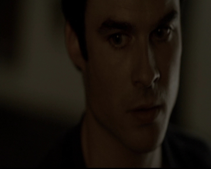 VampireDiariesWorld-dot-org_5x05MontersBall2266.jpg
