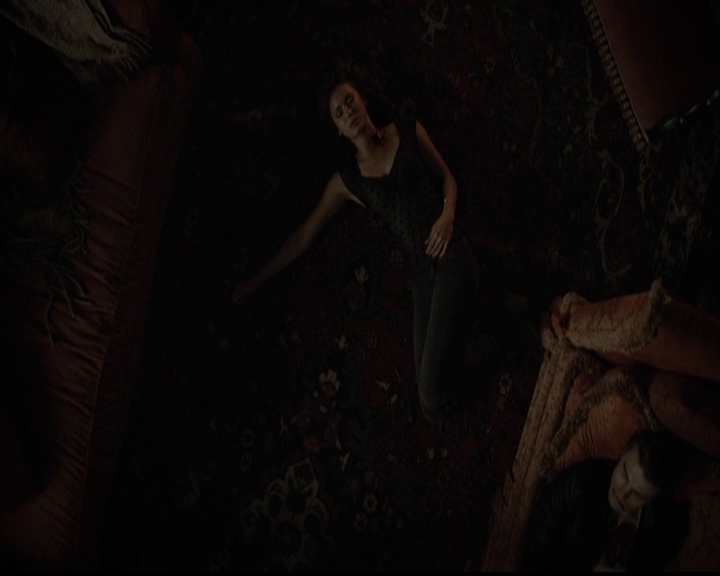 VampireDiariesWorld-dot-org_5x05MontersBall2281.jpg