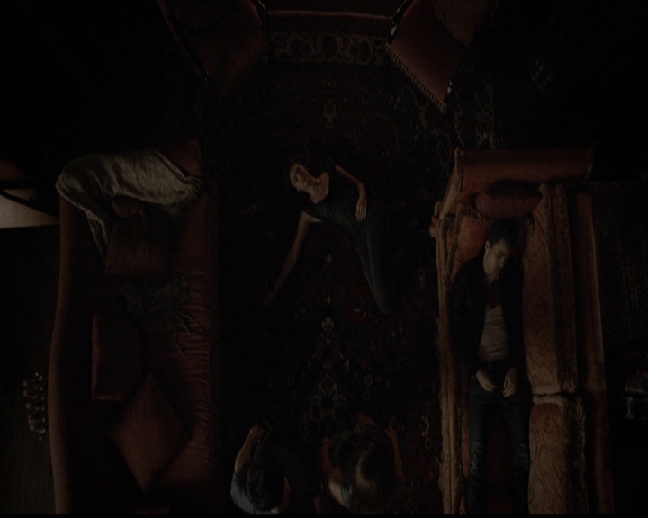 VampireDiariesWorld-dot-org_5x05MontersBall2285.jpg