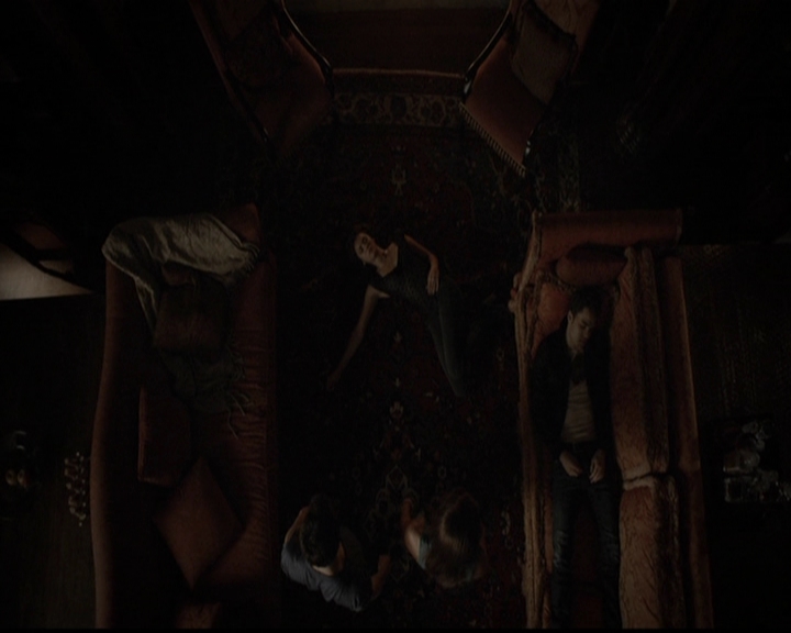 VampireDiariesWorld-dot-org_5x05MontersBall2286.jpg