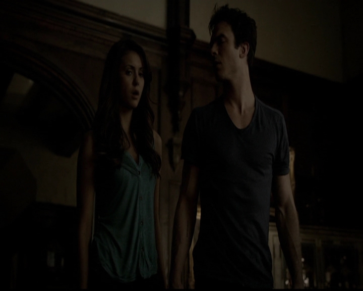 VampireDiariesWorld-dot-org_5x05MontersBall2300.jpg