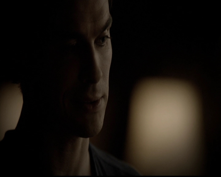 VampireDiariesWorld-dot-org_5x05MontersBall2307.jpg