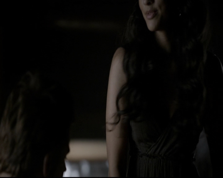VampireDiariesWorld-dot-org_5x06HandleWithCare0183.jpg