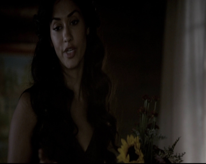 VampireDiariesWorld-dot-org_5x06HandleWithCare0374.jpg