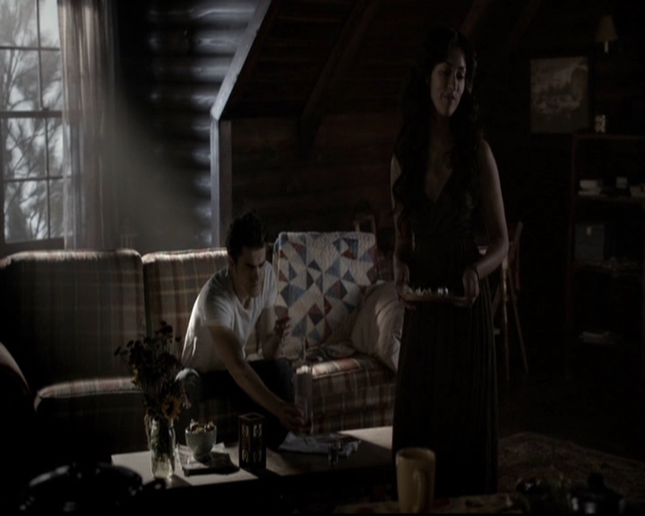 VampireDiariesWorld-dot-org_5x06HandleWithCare0384.jpg