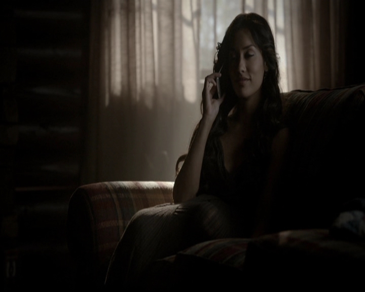 VampireDiariesWorld-dot-org_5x06HandleWithCare0614.jpg