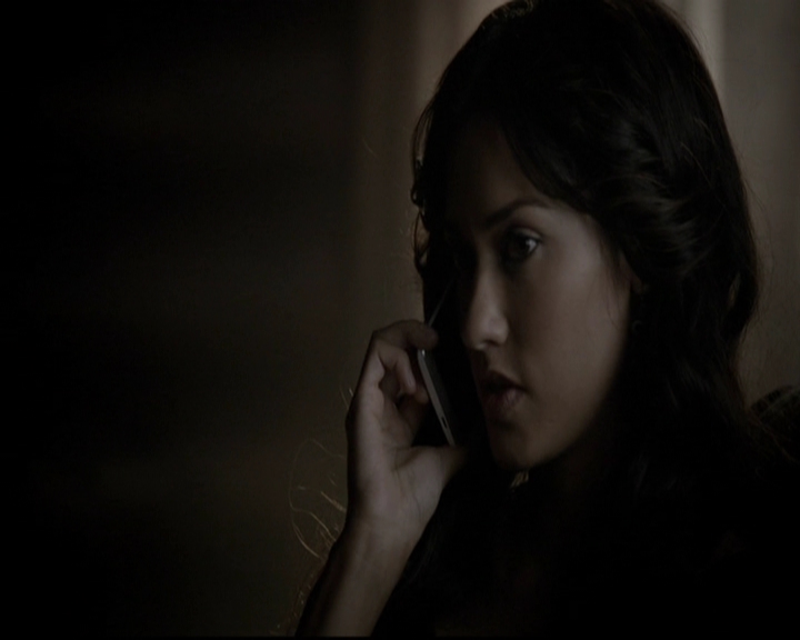 VampireDiariesWorld-dot-org_5x06HandleWithCare0619.jpg