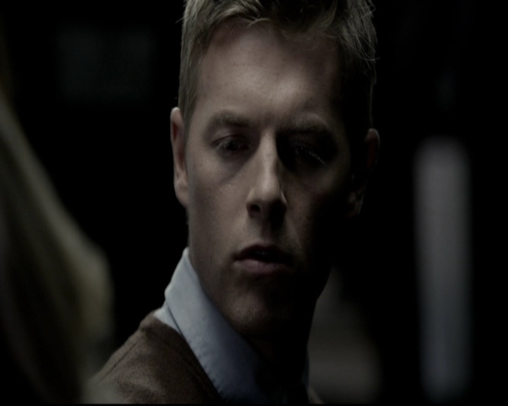 VampireDiariesWorld-dot-org_5x06HandleWithCare0915.jpg