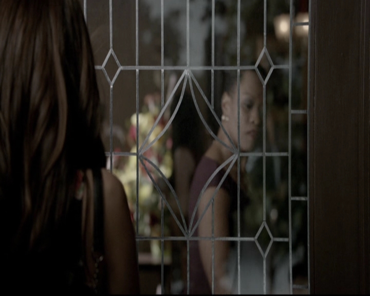 VampireDiariesWorld-dot-org_5x06HandleWithCare1224.jpg