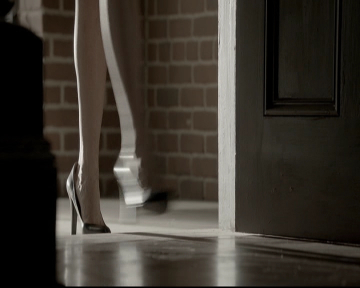 VampireDiariesWorld-dot-org_5x06HandleWithCare1252.jpg