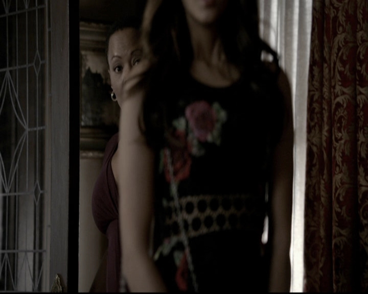 VampireDiariesWorld-dot-org_5x06HandleWithCare1255.jpg