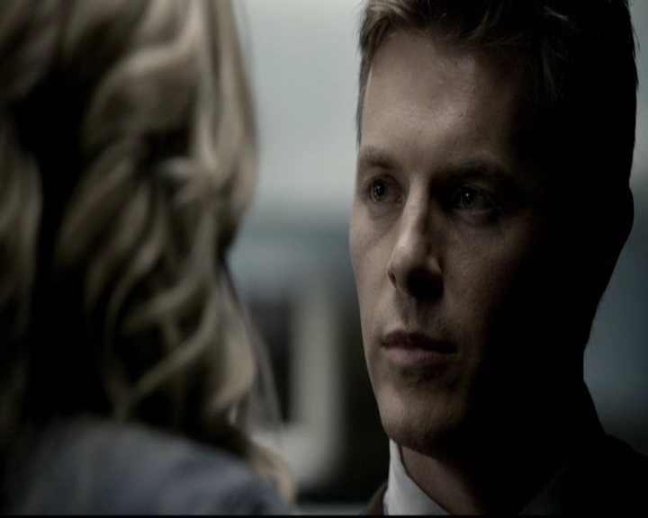 VampireDiariesWorld-dot-org_5x06HandleWithCare1606.jpg