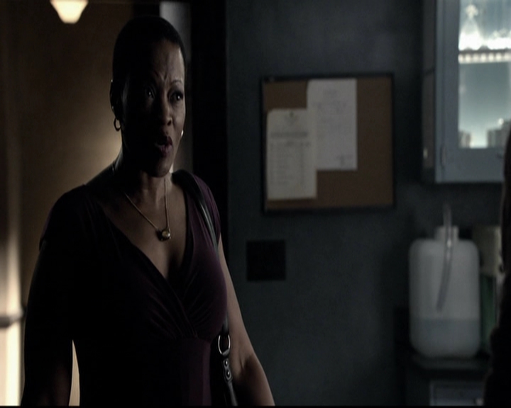 VampireDiariesWorld-dot-org_5x06HandleWithCare1657.jpg