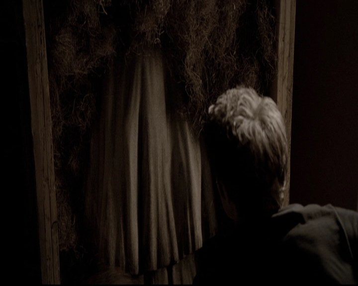 VampireDiariesWorld-dot-org_5x06HandleWithCare1818.jpg