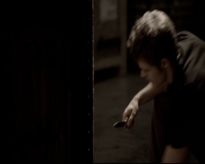 VampireDiariesWorld-dot-org_5x06HandleWithCare1836.jpg