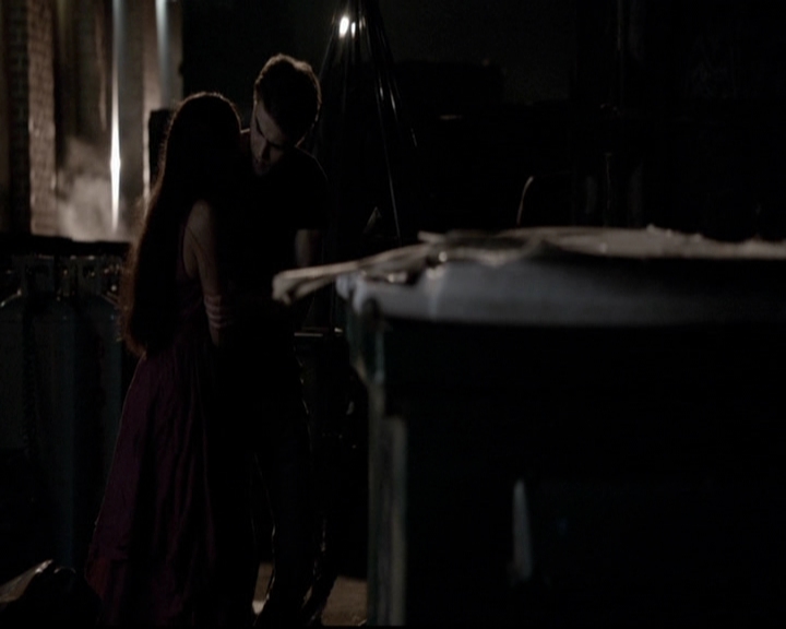 VampireDiariesWorld-dot-org_5x06HandleWithCare1884.jpg