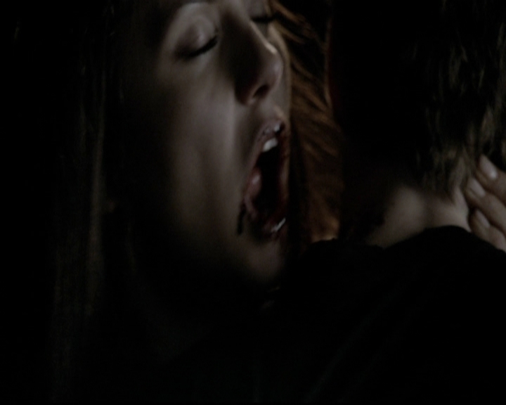 VampireDiariesWorld-dot-org_5x06HandleWithCare1939.jpg