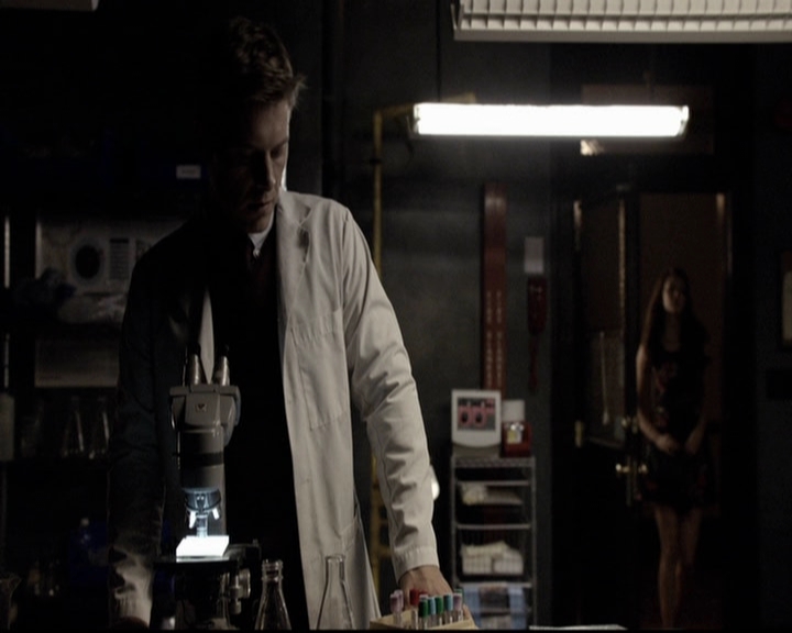 VampireDiariesWorld-dot-org_5x06HandleWithCare1959.jpg