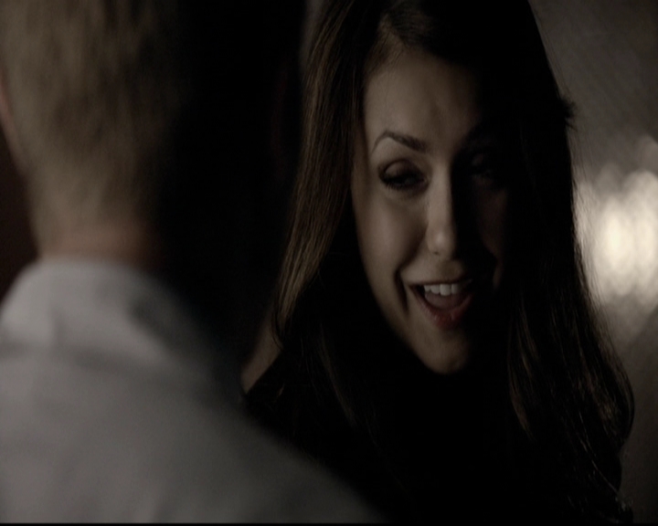 VampireDiariesWorld-dot-org_5x06HandleWithCare1987.jpg