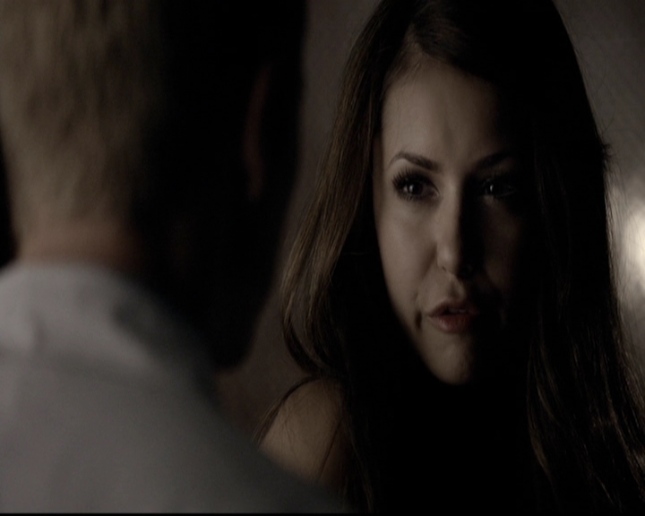 VampireDiariesWorld-dot-org_5x06HandleWithCare1994.jpg