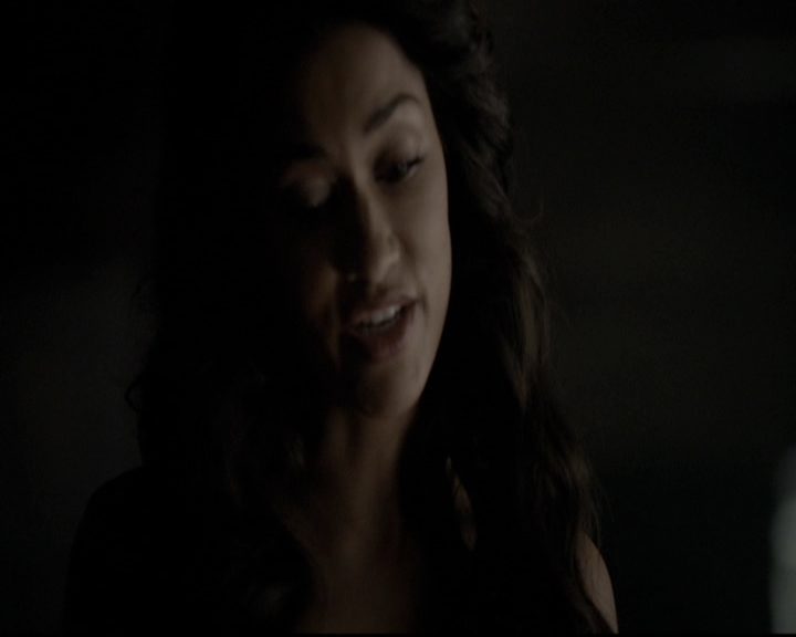 VampireDiariesWorld-dot-org_5x06HandleWithCare2247.jpg
