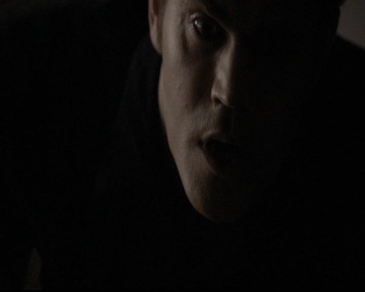 VampireDiariesWorld-dot-org_5x06HandleWithCare2250.jpg