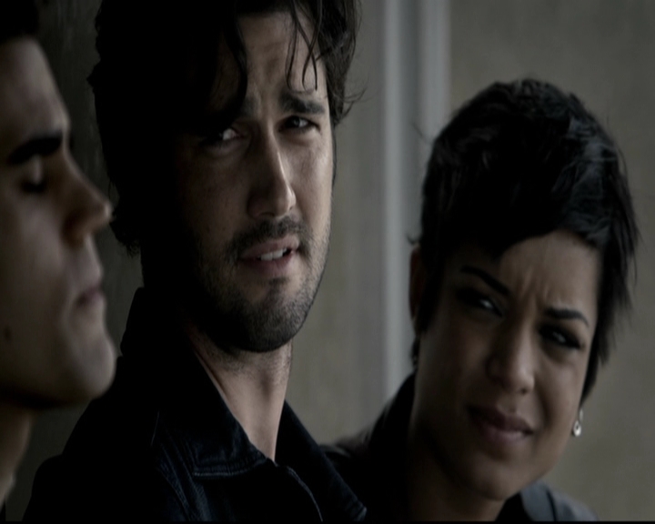 VampireDiariesWorld-dot-org_5x07DeathAndTheMaiden0101.jpg