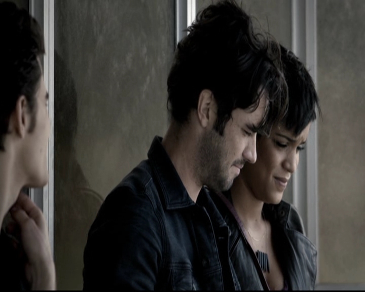 VampireDiariesWorld-dot-org_5x07DeathAndTheMaiden0116.jpg