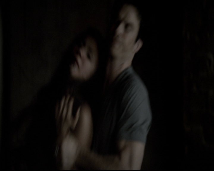 VampireDiariesWorld-dot-org_5x07DeathAndTheMaiden0435.jpg