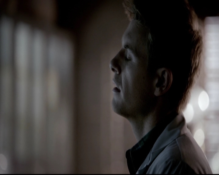 VampireDiariesWorld-dot-org_5x07DeathAndTheMaiden0524.jpg