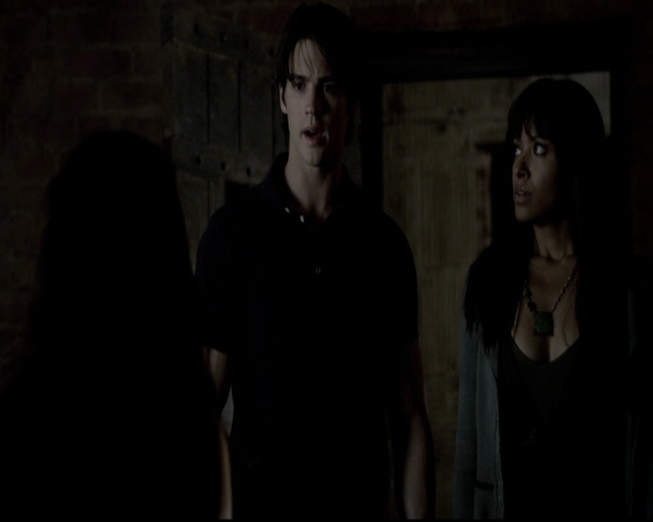 VampireDiariesWorld-dot-org_5x07DeathAndTheMaiden0829.jpg