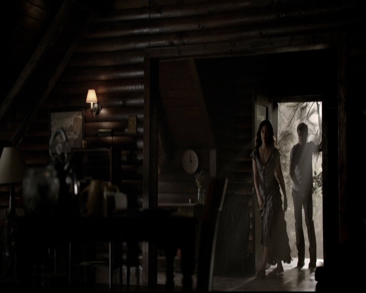 VampireDiariesWorld-dot-org_5x07DeathAndTheMaiden0936.jpg