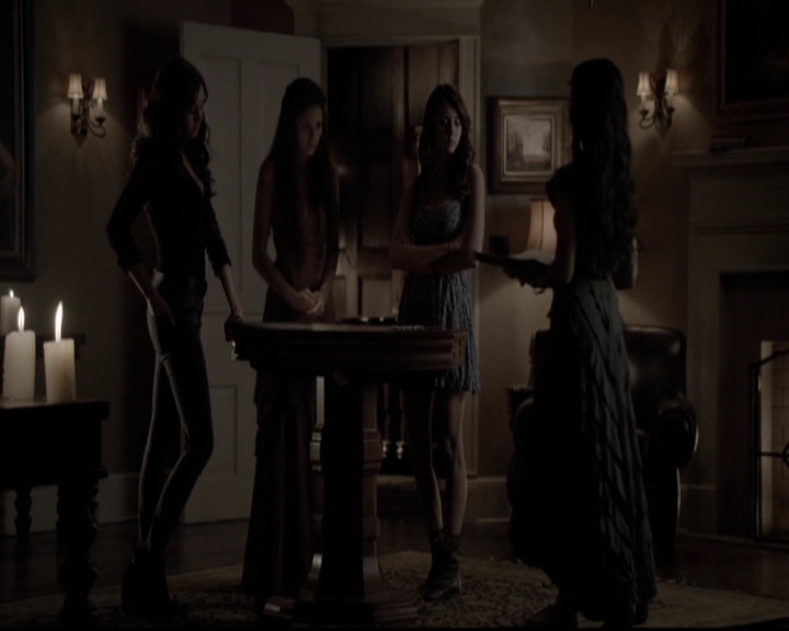 VampireDiariesWorld-dot-org_5x07DeathAndTheMaiden1343.jpg