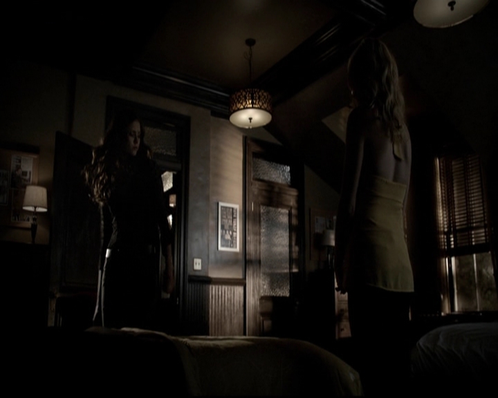 VampireDiariesWorld-dot-org_5x07DeathAndTheMaiden2203.jpg