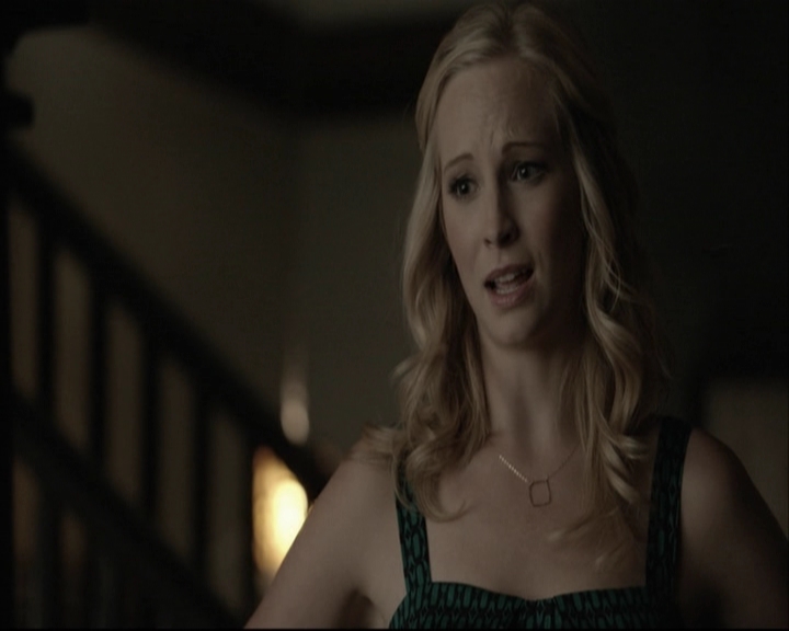 VampireDiariesWorld-dot-org_5x08DeadManOnCampus-deletedscene0010.jpg