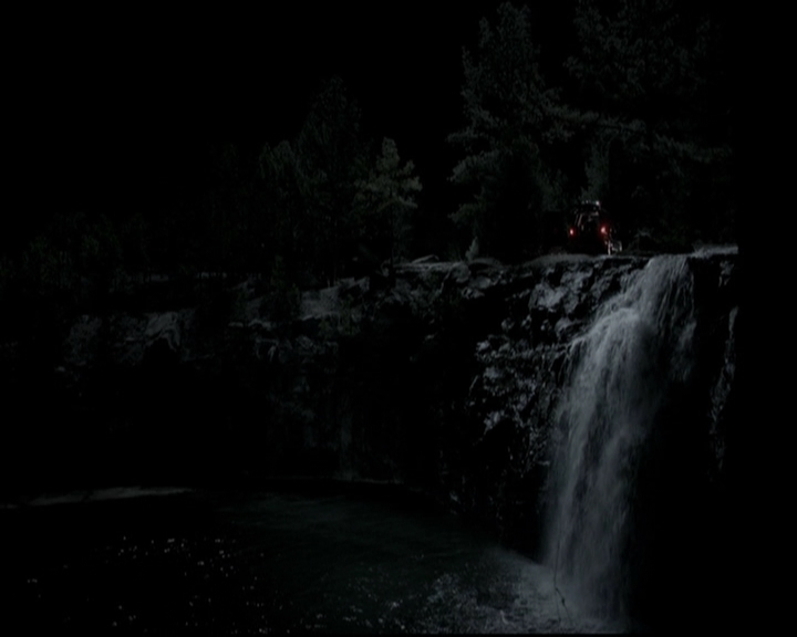 VampireDiariesWorld-dot-org_5x08DeadManOnCampus0003.jpg