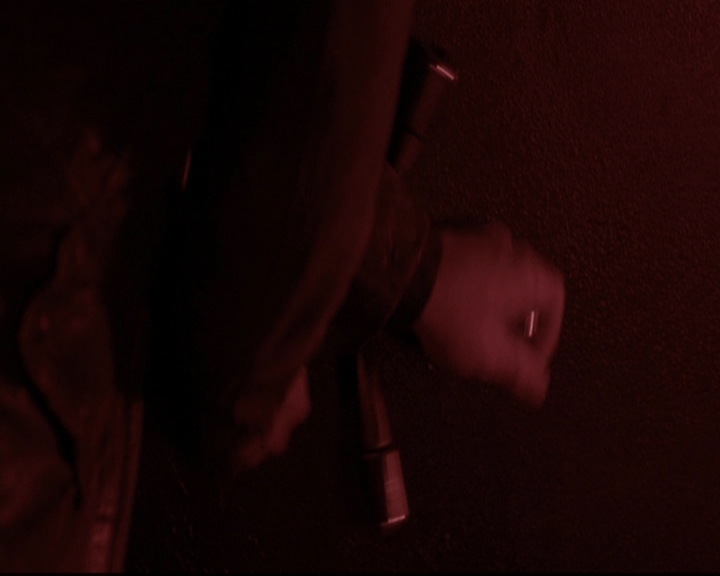 VampireDiariesWorld-dot-org_5x08DeadManOnCampus0008.jpg