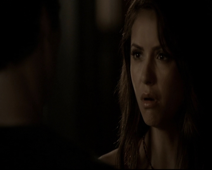 VampireDiariesWorld-dot-org_5x08DeadManOnCampus0015.jpg