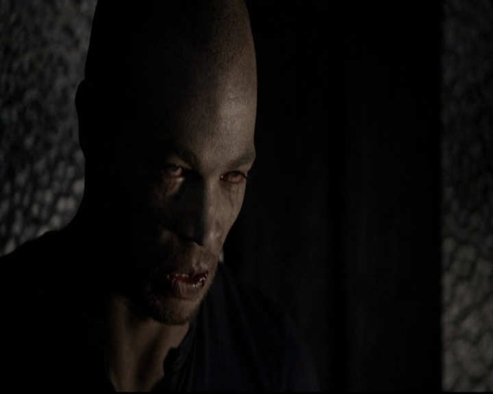 VampireDiariesWorld-dot-org_5x08DeadManOnCampus0110.jpg