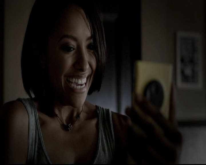 VampireDiariesWorld-dot-org_5x08DeadManOnCampus0130.jpg VampireDiariesWorld-dot-org_5x08DeadManOnCampus0130.jpg