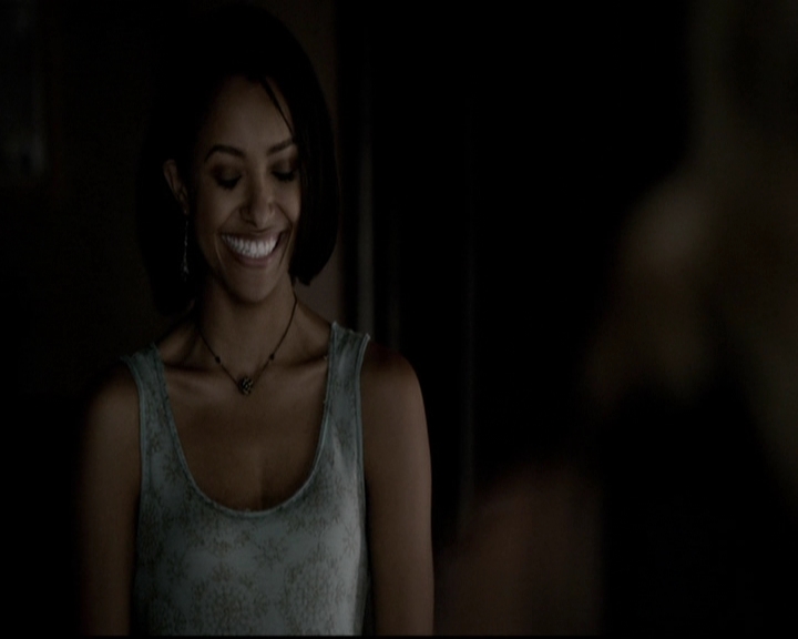 VampireDiariesWorld-dot-org_5x08DeadManOnCampus0227.jpg
