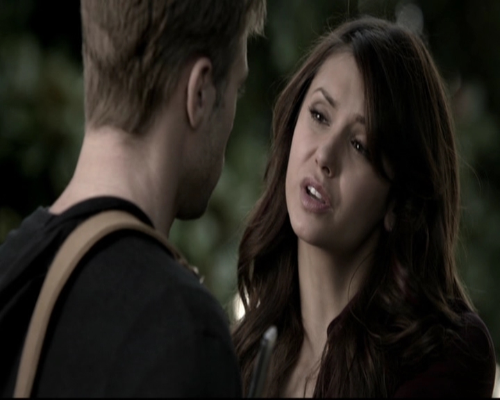 VampireDiariesWorld-dot-org_5x08DeadManOnCampus0367.jpg