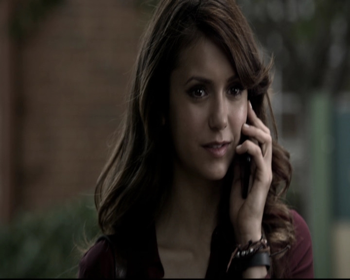 VampireDiariesWorld-dot-org_5x08DeadManOnCampus0373.jpg