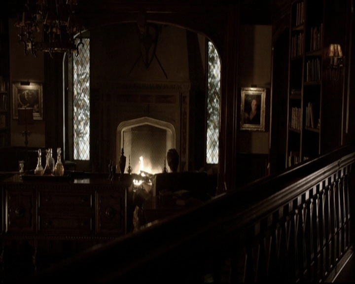 VampireDiariesWorld-dot-org_5x08DeadManOnCampus0401.jpg