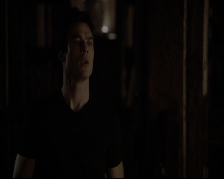 VampireDiariesWorld-dot-org_5x08DeadManOnCampus0408.jpg