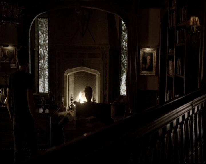 VampireDiariesWorld-dot-org_5x08DeadManOnCampus0410.jpg