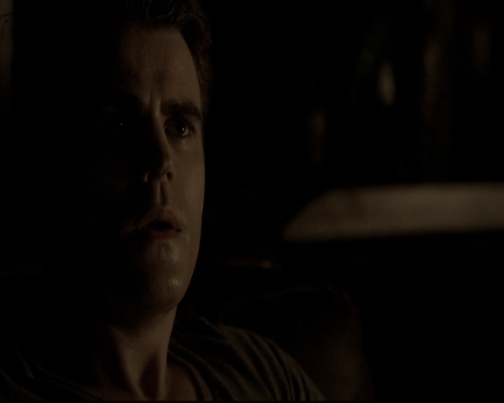 VampireDiariesWorld-dot-org_5x08DeadManOnCampus0424.jpg