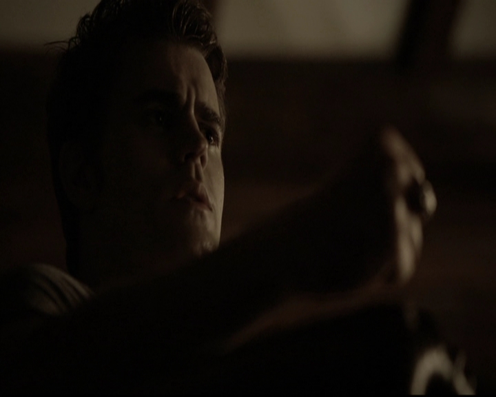 VampireDiariesWorld-dot-org_5x08DeadManOnCampus0439.jpg