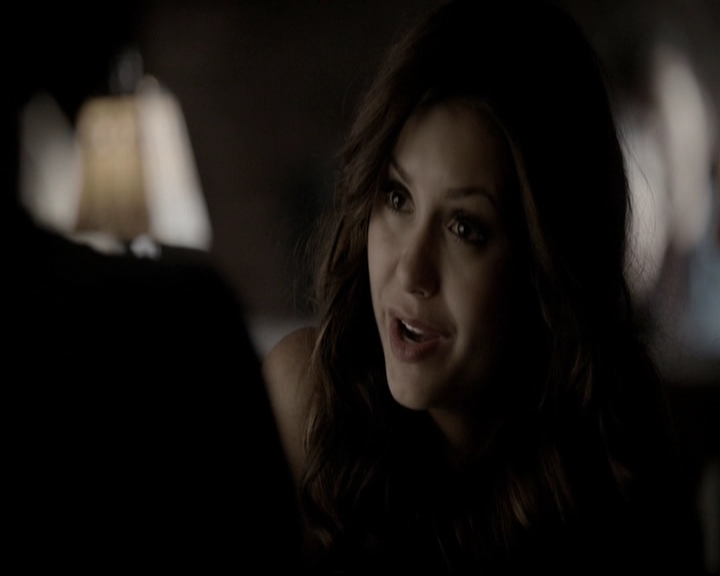 VampireDiariesWorld-dot-org_5x08DeadManOnCampus0523.jpg